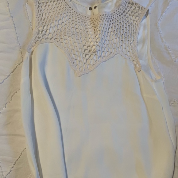 New💕A.L.C,  crochet panel crepe top - Picture 4 of 8